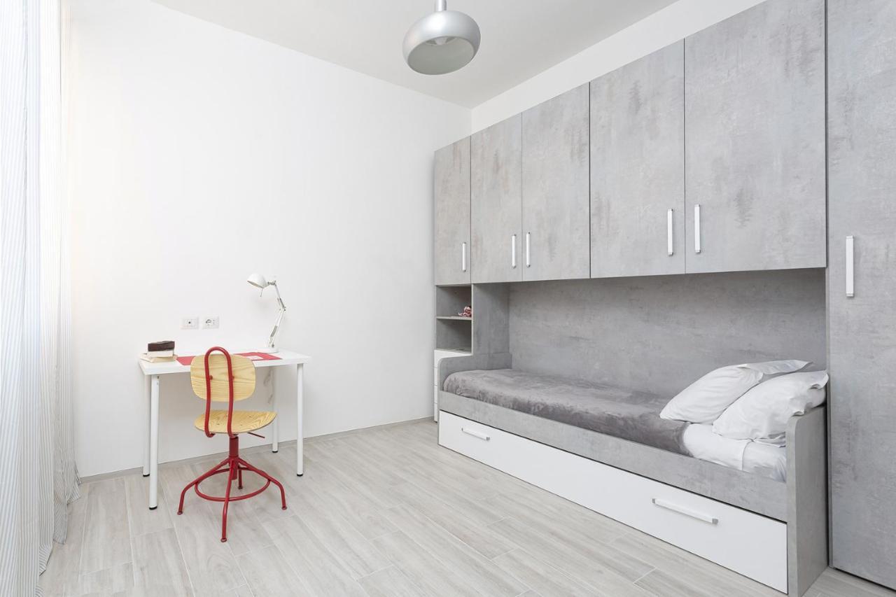 Contemporary Apartment In Sturla By Wonderful Italy 제노바 외부 사진